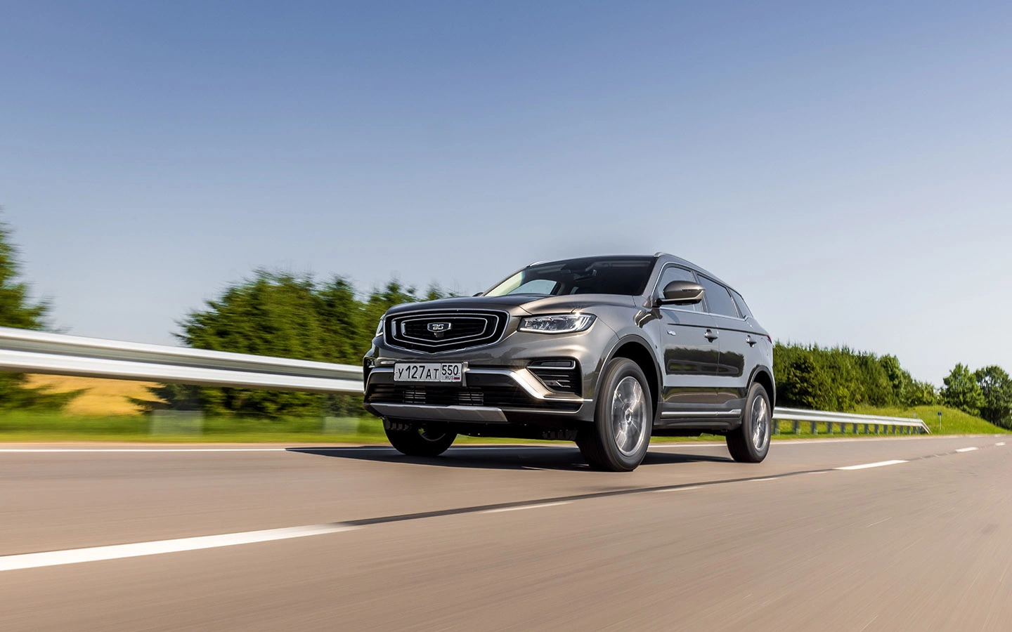 Geely Atlas Pro превратился в Belgee X70: каков кроссовер в деле